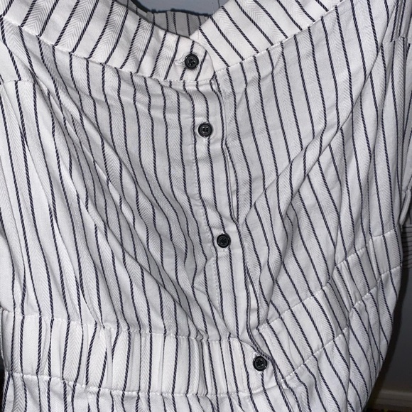 2/20$ Dynamite never worn blouse - Picture 2 of 6